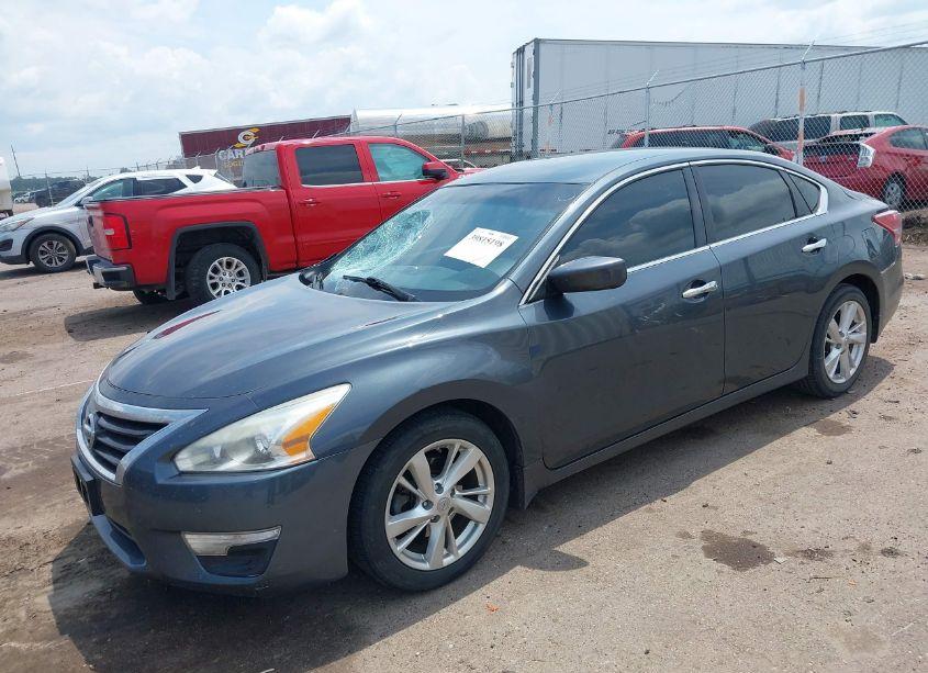 Photo 2 of 2013 Nissan Altima 2.5 SV (VIN 1N4AL3AP4DN520161)