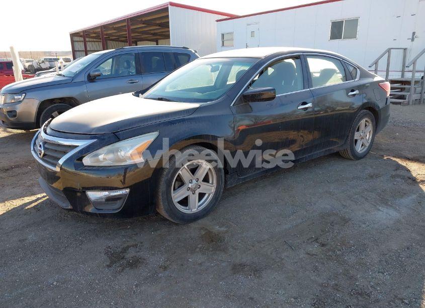 Photo 2 of 2013 Nissan Altima 2.5 S (VIN 1N4AL3AP4DN521049)