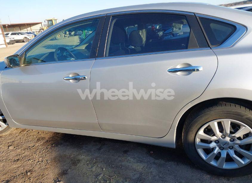 Photo 15 of 2013 Nissan Altima 2.5 S (VIN 1N4AL3AP4DN527076)