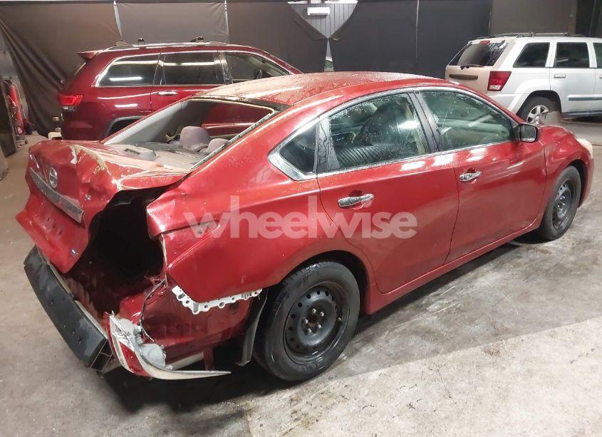 Photo 4 of 2013 Nissan Altima 2.5 S (VIN 1N4AL3AP4DN549918)