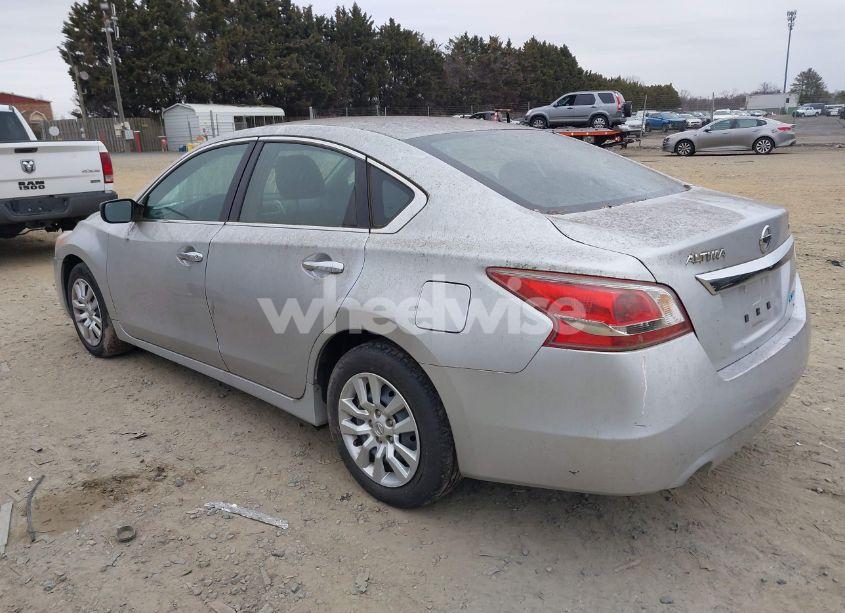 Photo 3 of 2013 Nissan Altima 2.5 S (VIN 1N4AL3AP4DN554276)