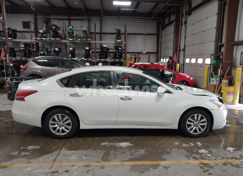 Photo 13 of 2013 Nissan Altima 2.5 S (VIN 1N4AL3AP4DN558800)