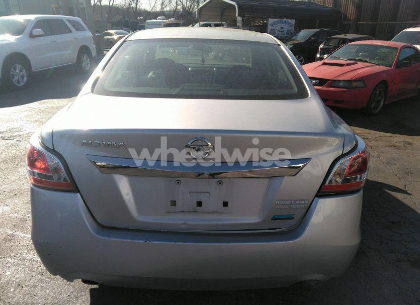 Photo 15 of 2014 Nissan Altima 2.5 S (VIN 1N4AL3AP4EC100400)