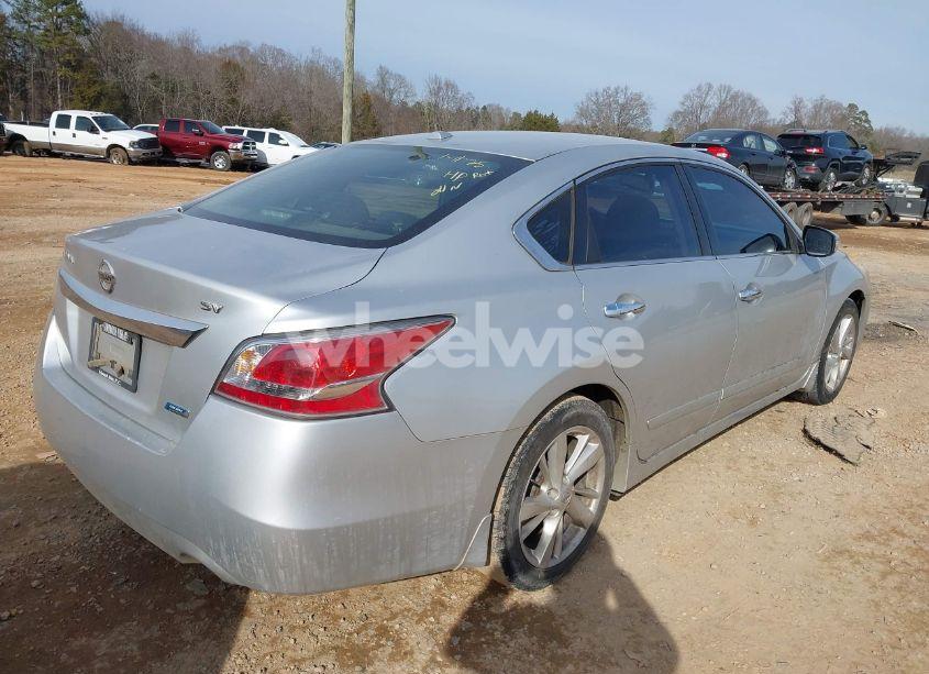 Photo 4 of 2014 Nissan Altima 2.5 SV (VIN 1N4AL3AP4EC102311)