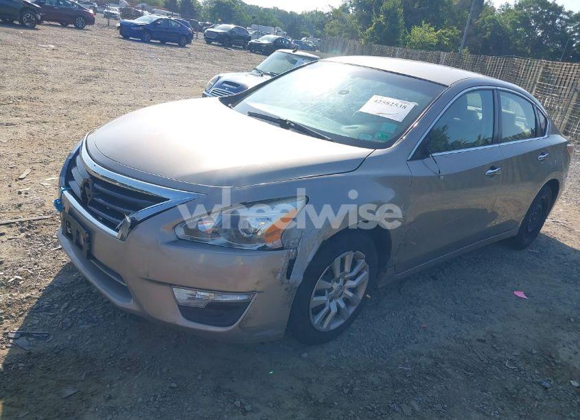 Photo 2 of 2014 Nissan Altima 2.5 S (VIN 1N4AL3AP4EC117584)