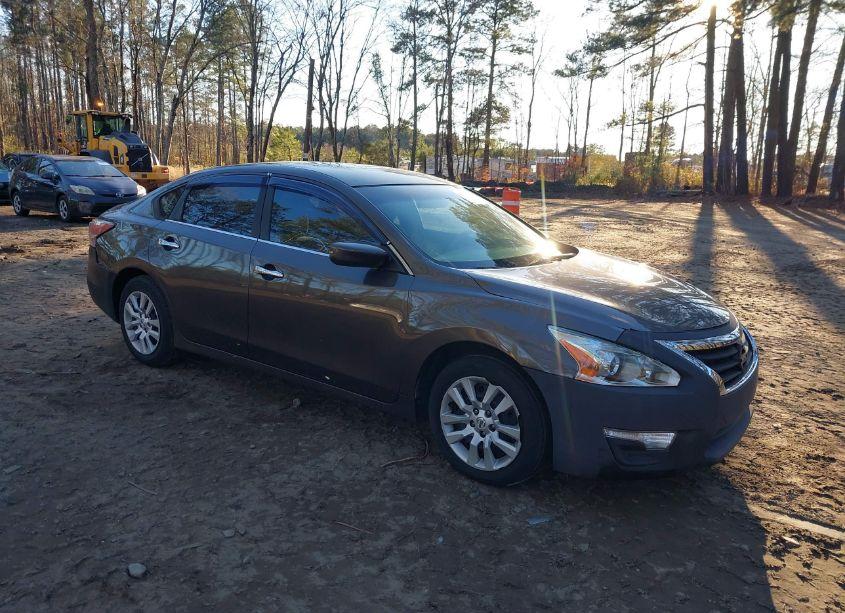 2014 Nissan Altima 2.5 S (VIN 1N4AL3AP4EC118380) main photo