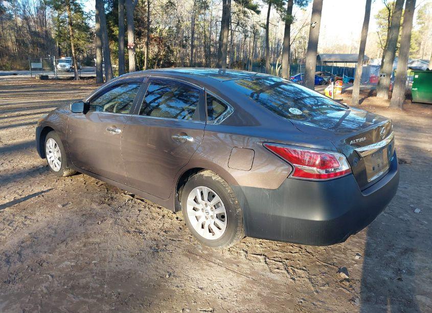 Photo 3 of 2014 Nissan Altima 2.5 S (VIN 1N4AL3AP4EC118380)