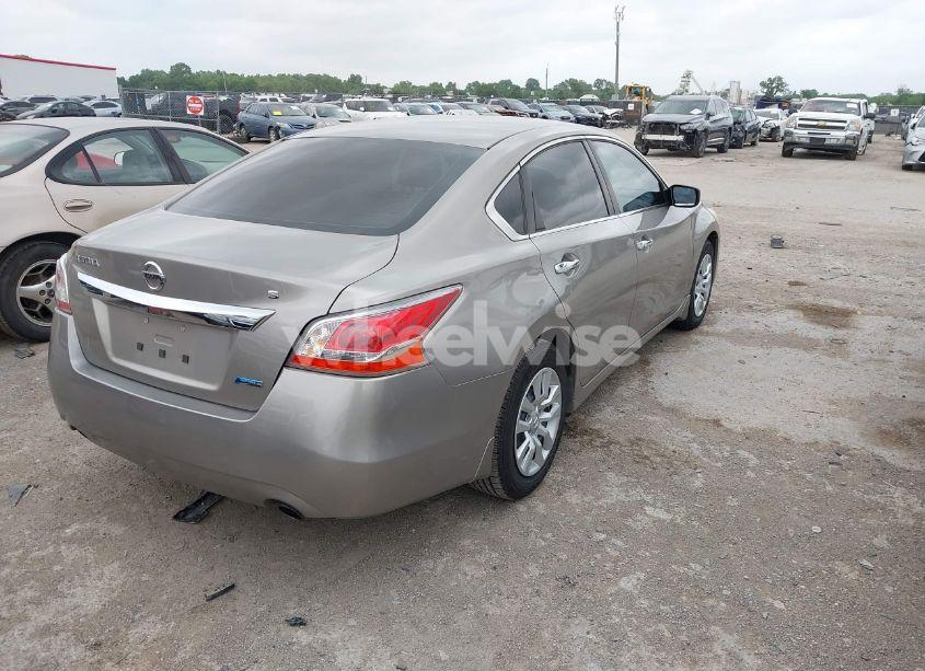 Photo 4 of 2014 Nissan Altima 2.5 S (VIN 1N4AL3AP4EC125197)