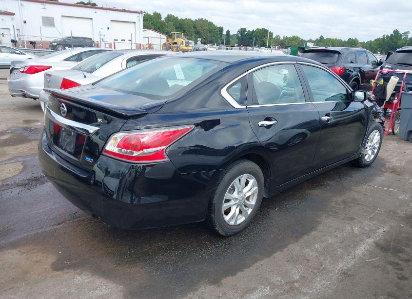 Photo 4 of 2014 Nissan Altima 2.5 S (VIN 1N4AL3AP4EC138080)