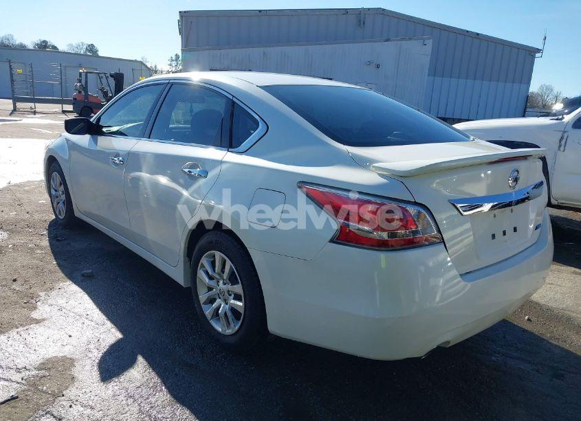Photo 3 of 2014 Nissan Altima 2.5 S (VIN 1N4AL3AP4EC152402)