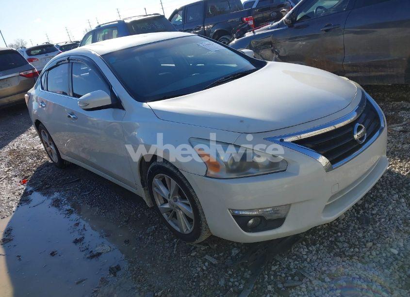 2014 Nissan Altima 2.5 SV (VIN 1N4AL3AP4EC162184) main photo