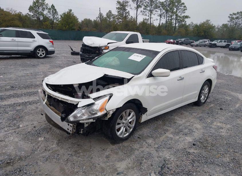 Photo 2 of 2014 Nissan Altima 2.5 S (VIN 1N4AL3AP4EC174626)