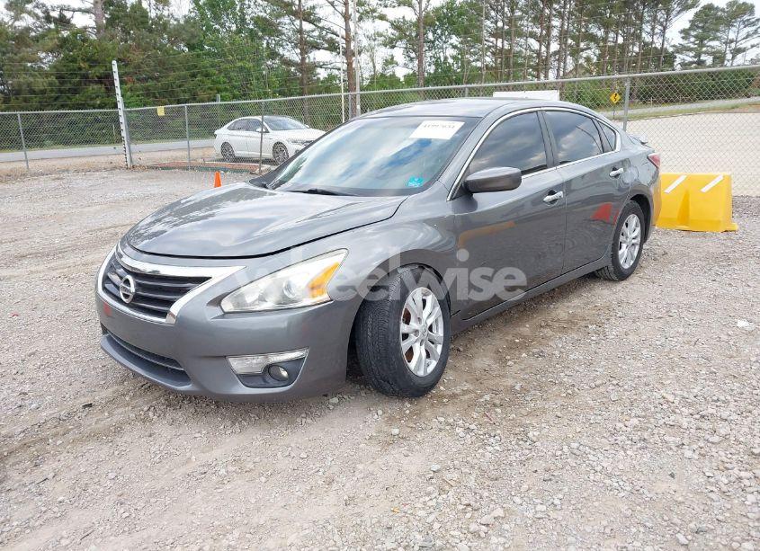 Photo 2 of 2014 Nissan Altima 2.5 S (VIN 1N4AL3AP4EC175002)