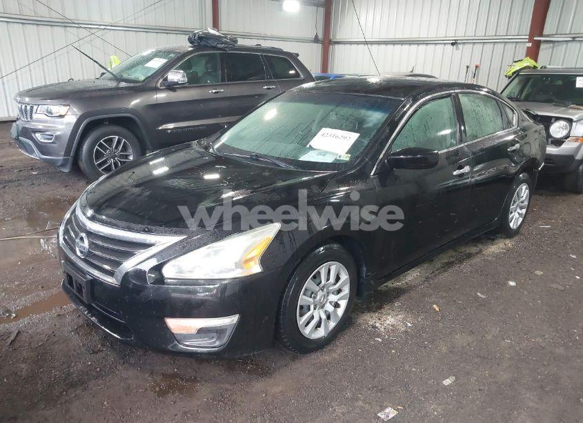 Photo 2 of 2014 Nissan Altima 2.5 S (VIN 1N4AL3AP4EC181558)