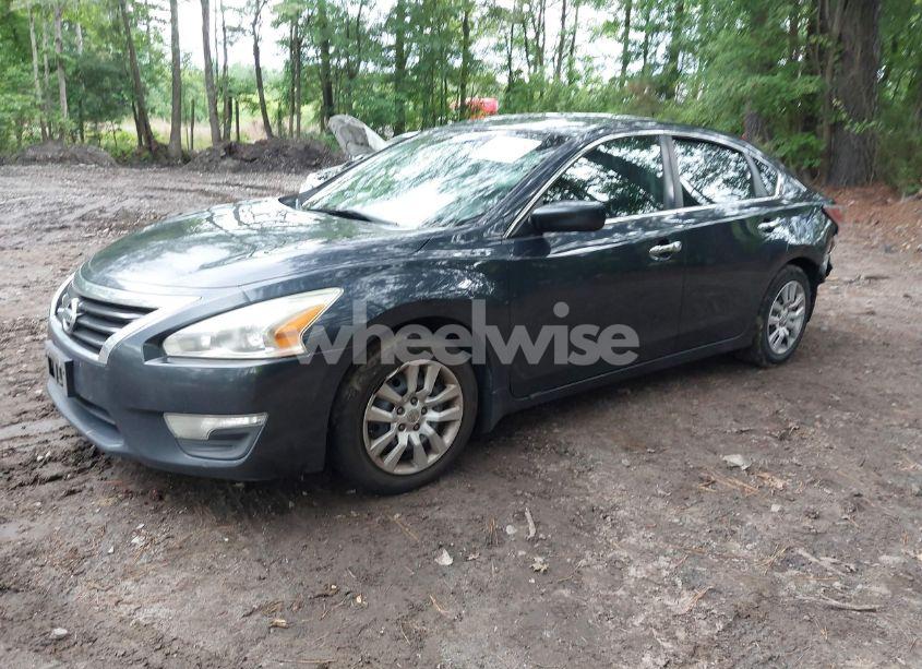 Photo 2 of 2014 Nissan Altima 2.5 S (VIN 1N4AL3AP4EC186873)