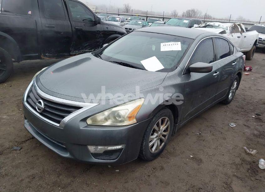 Photo 2 of 2014 Nissan Altima 2.5 S (VIN 1N4AL3AP4EC264715)