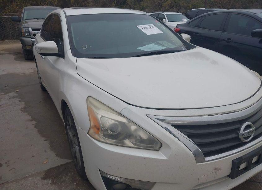 2014 Nissan Altima 2.5 SV (VIN 1N4AL3AP4EC266299) main photo