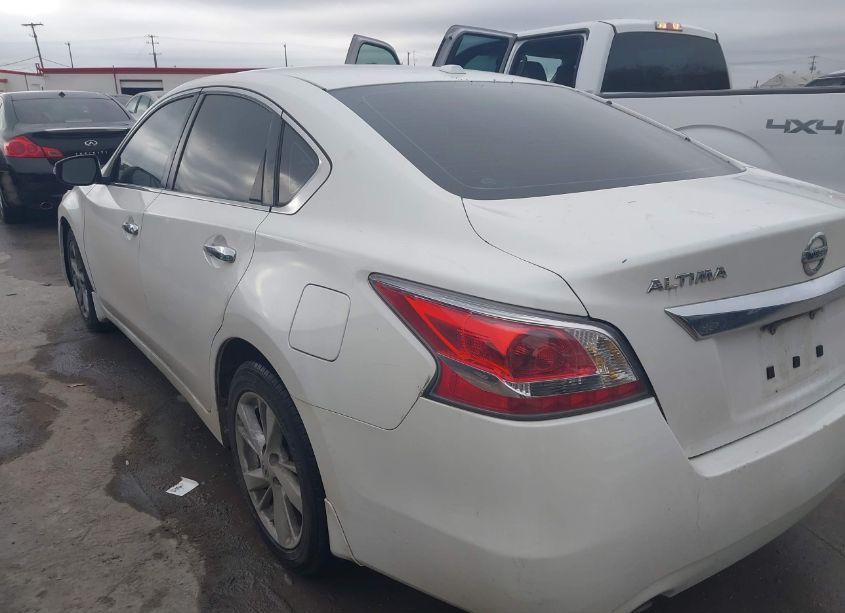 Photo 3 of 2014 Nissan Altima 2.5 SV (VIN 1N4AL3AP4EC266299)