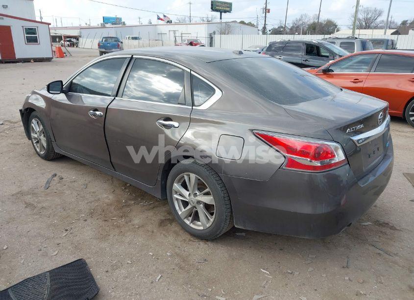 Photo 3 of 2014 Nissan Altima 2.5 SV (VIN 1N4AL3AP4EC268747)