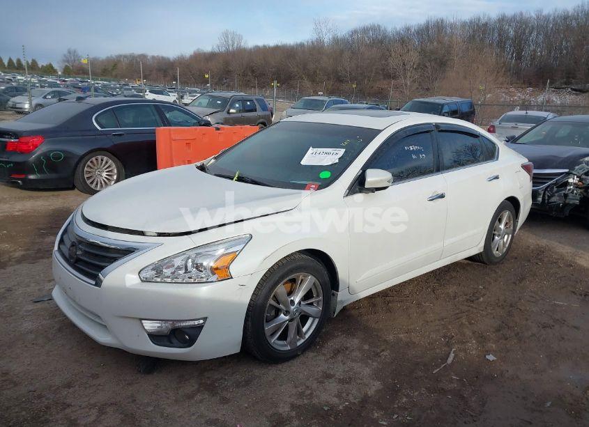 Photo 2 of 2014 Nissan Altima 2.5 SL (VIN 1N4AL3AP4EC289212)