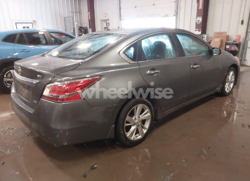 Photo 4 of 2014 Nissan Altima 2.5 SV (VIN 1N4AL3AP4EC415522)