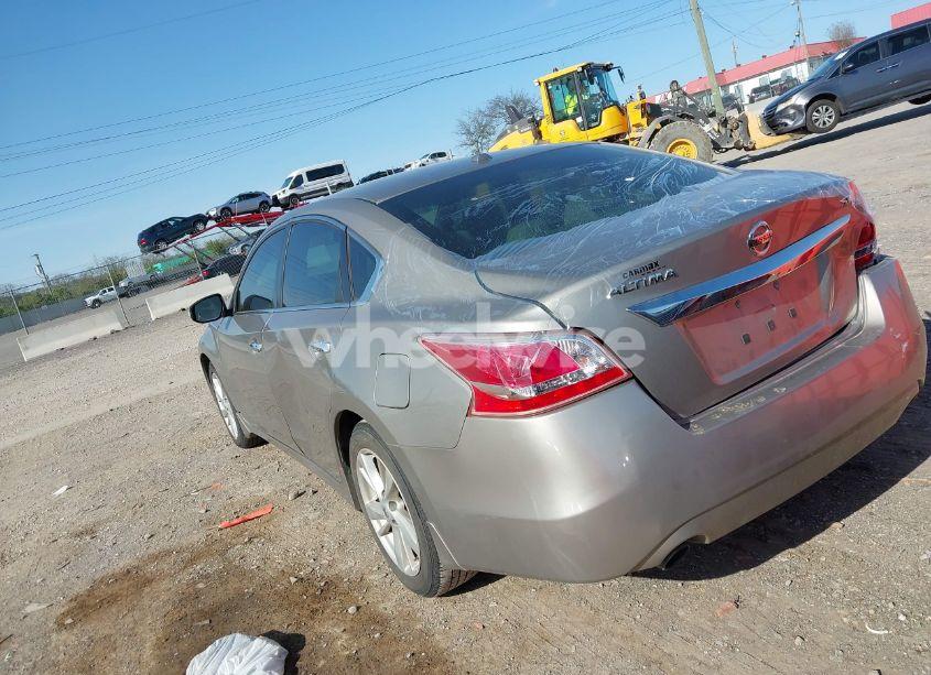 Photo 3 of 2014 Nissan Altima 2.5 SV (VIN 1N4AL3AP4EN209332)
