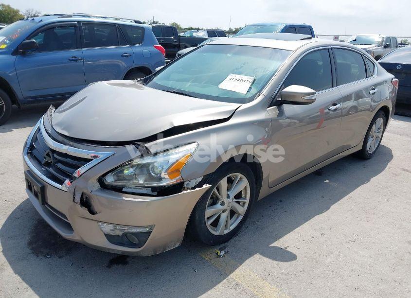 Photo 2 of 2014 Nissan Altima 2.5 SV (VIN 1N4AL3AP4EN212134)