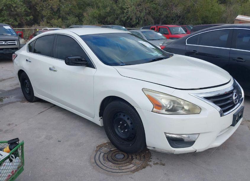 2014 Nissan Altima 2.5 S (VIN 1N4AL3AP4EN220234) main photo