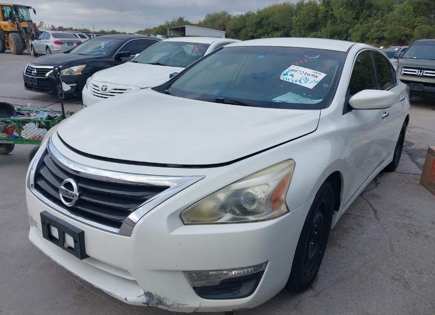 Photo 2 of 2014 Nissan Altima 2.5 S (VIN 1N4AL3AP4EN220234)