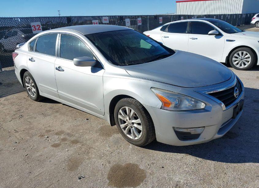 2014 Nissan Altima 2.5 S (VIN 1N4AL3AP4EN226731) main photo