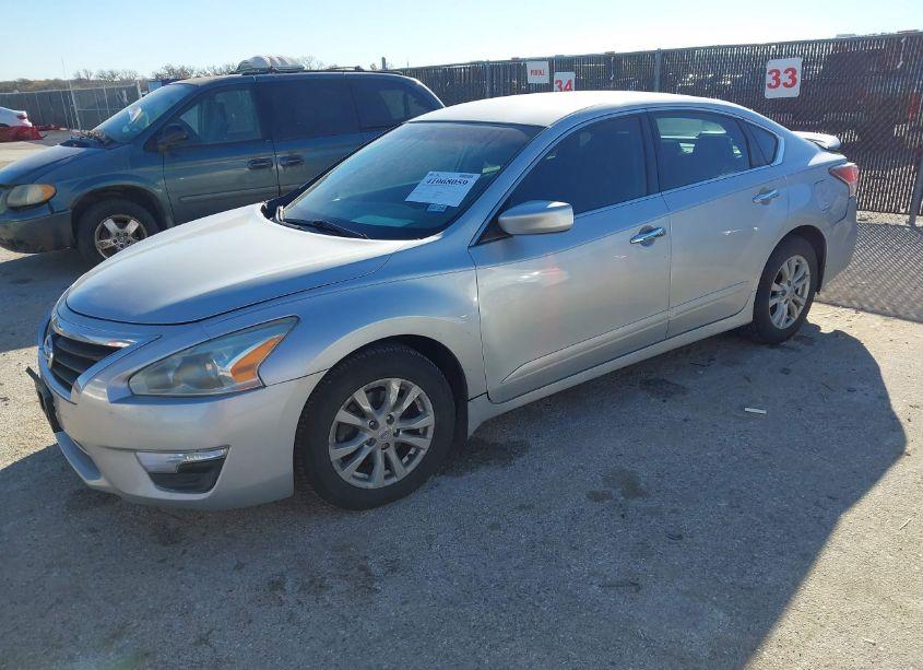 Photo 2 of 2014 Nissan Altima 2.5 S (VIN 1N4AL3AP4EN226731)