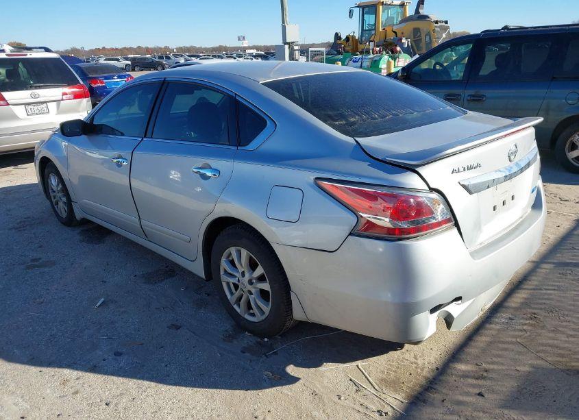 Photo 3 of 2014 Nissan Altima 2.5 S (VIN 1N4AL3AP4EN226731)