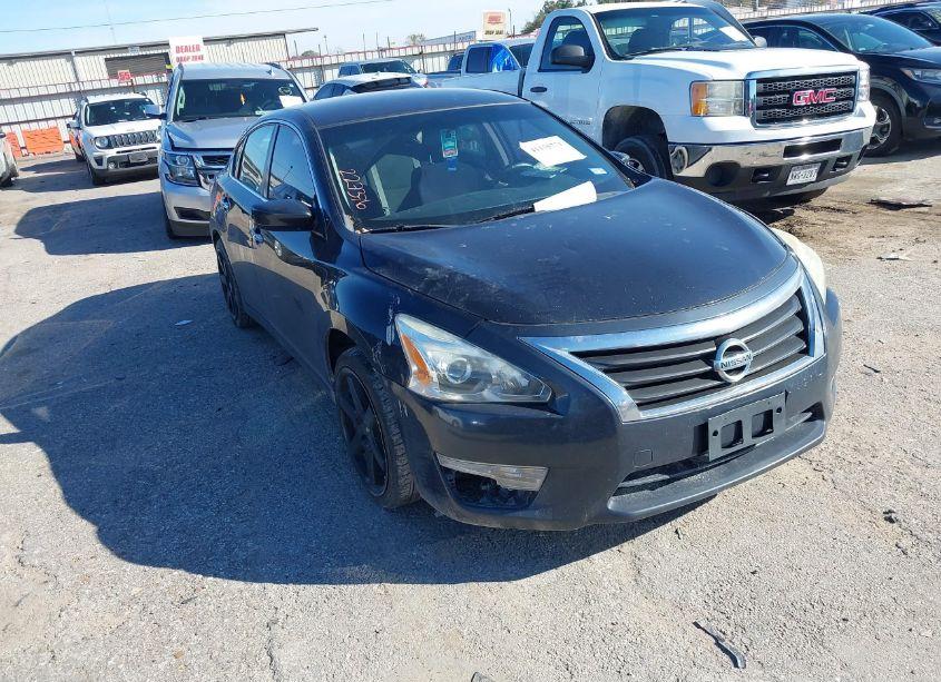 2014 Nissan Altima 2.5 S (VIN 1N4AL3AP4EN227376) main photo