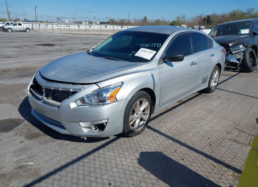 Photo 2 of 2014 Nissan Altima 2.5 S (VIN 1N4AL3AP4EN237969)