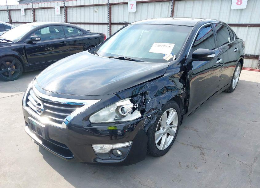 Photo 2 of 2014 Nissan Altima 2.5 SV (VIN 1N4AL3AP4EN248843)