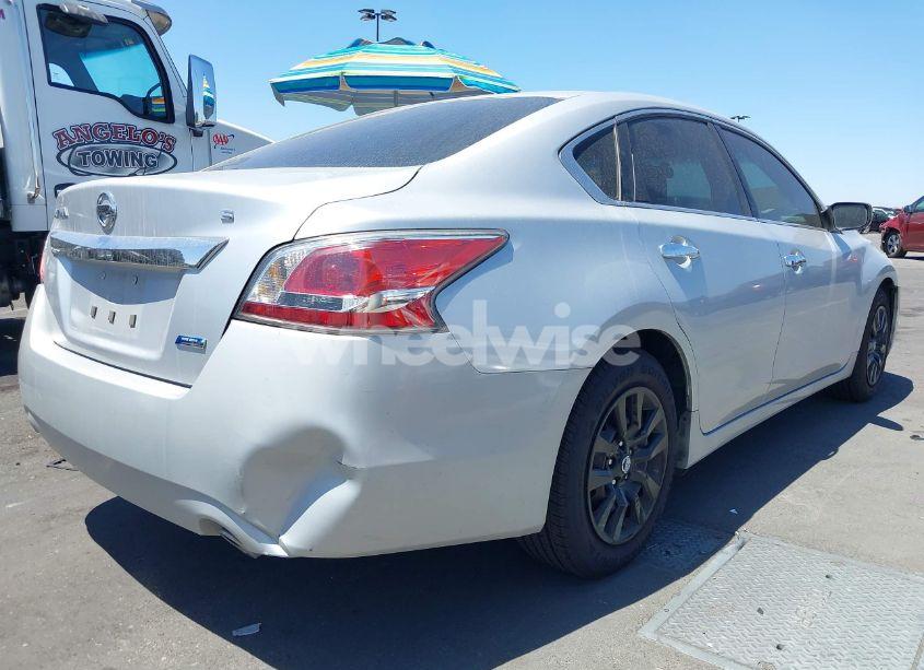 Photo 4 of 2014 Nissan Altima 2.5 S (VIN 1N4AL3AP4EN254058)