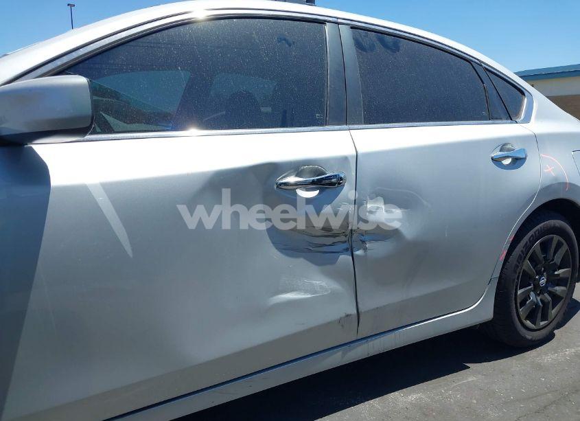 Photo 6 of 2014 Nissan Altima 2.5 S (VIN 1N4AL3AP4EN254058)