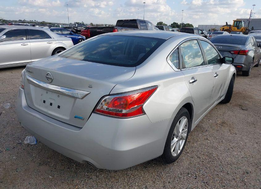 Photo 4 of 2014 Nissan Altima 2.5 S (VIN 1N4AL3AP4EN260085)
