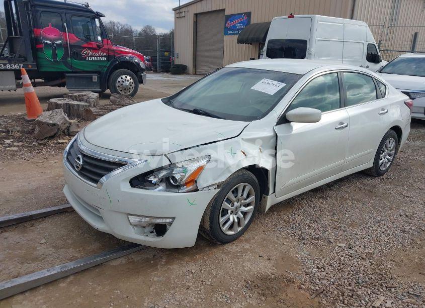 Photo 2 of 2014 Nissan Altima 2.5 S (VIN 1N4AL3AP4EN333567)