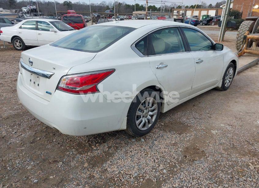 Photo 4 of 2014 Nissan Altima 2.5 S (VIN 1N4AL3AP4EN333567)