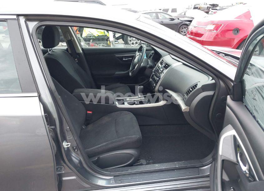 Photo 5 of 2014 Nissan Altima 2.5/2.5 S/2.5 SL/2.5 SV (VIN 1N4AL3AP4EN337960)