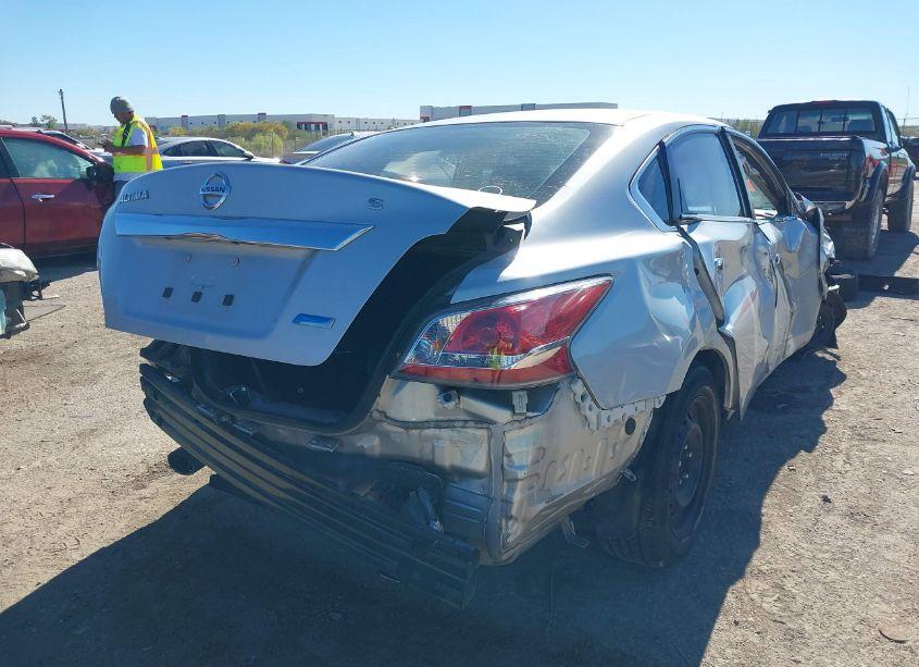 Photo 4 of 2014 Nissan Altima 2.5 S (VIN 1N4AL3AP4EN351146)