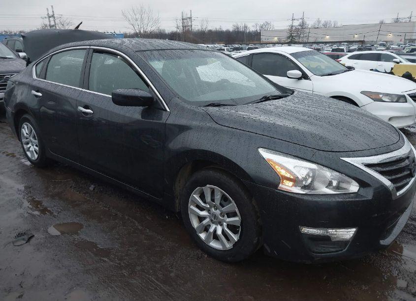 2014 Nissan Altima 2.5 S (VIN 1N4AL3AP4EN359568) main photo