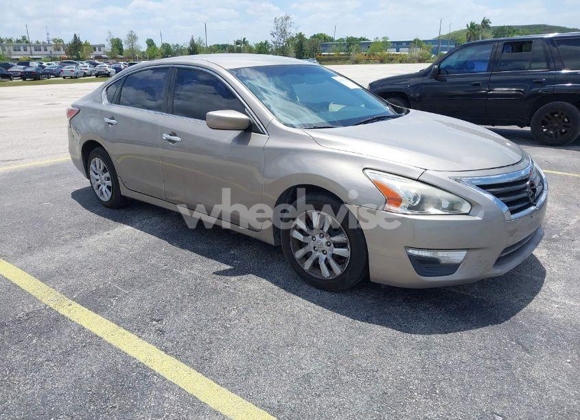 2014 Nissan Altima 2.5/2.5 S/2.5 SL/2.5 SV (VIN 1N4AL3AP4EN373115) main photo