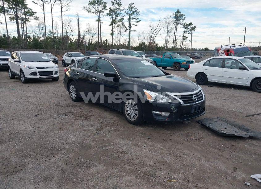 2014 Nissan Altima 2.5/2.5 S/2.5 SL/2.5 SV (VIN 1N4AL3AP4EN374779) main photo