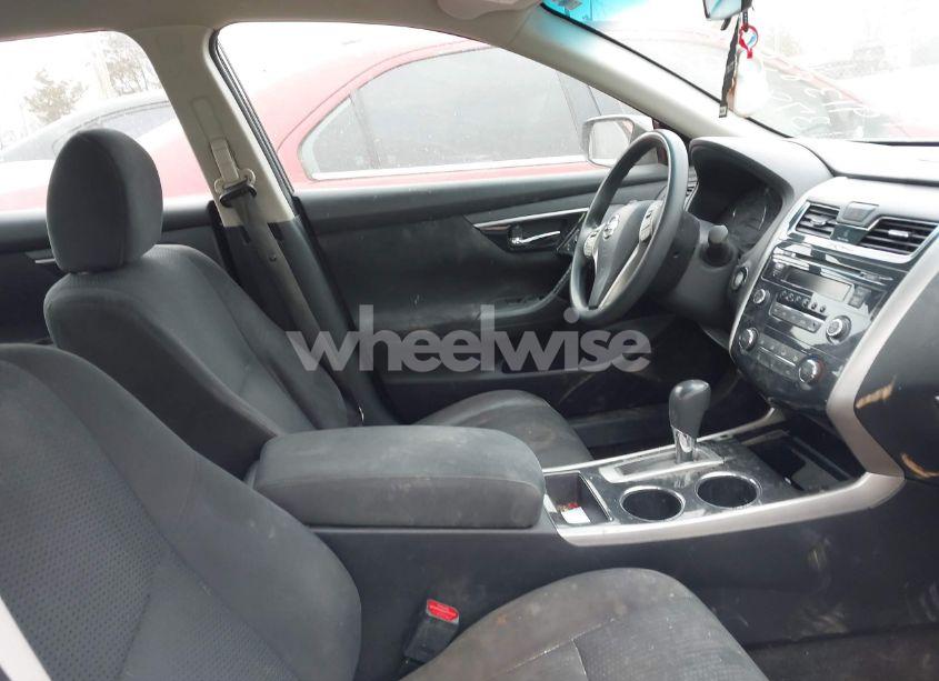 Photo 5 of 2014 Nissan Altima (VIN 1N4AL3AP4EN378699)