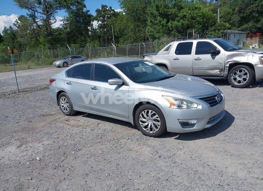 2014 Nissan Altima 2.5 S (VIN 1N4AL3AP4EN384597) main photo