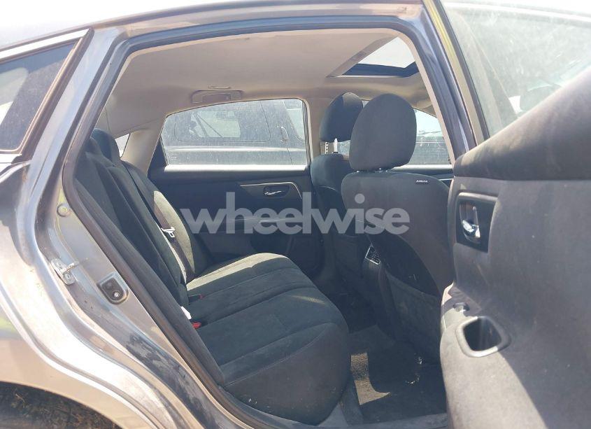 Photo 8 of 2015 Nissan Altima 2.5 SV (VIN 1N4AL3AP4FC110944)