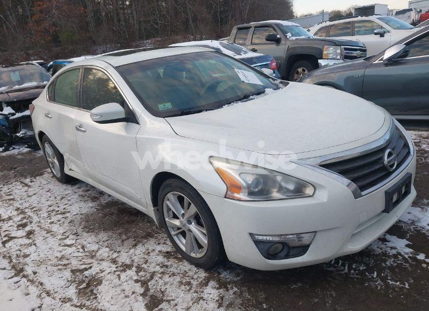 2015 Nissan Altima 2.5 SL (VIN 1N4AL3AP4FC111642) main photo