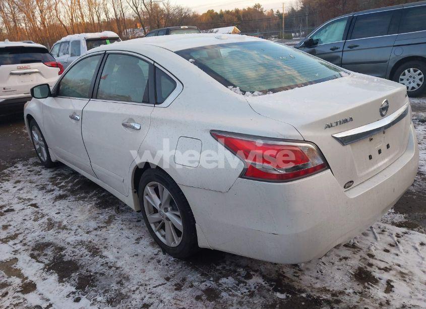 Photo 3 of 2015 Nissan Altima 2.5 SL (VIN 1N4AL3AP4FC111642)